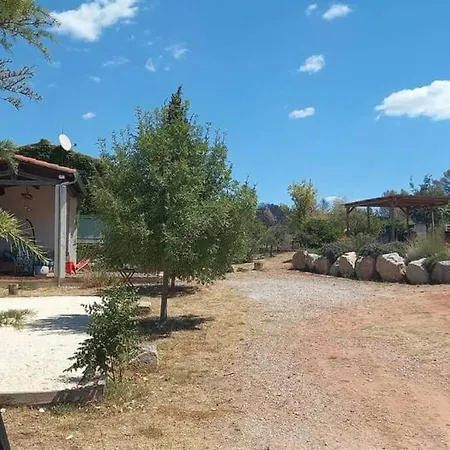 Mas Dans La Garrigue, Piscine, Pétanque, Ping Pong, Volley Ball Casa vacanze
